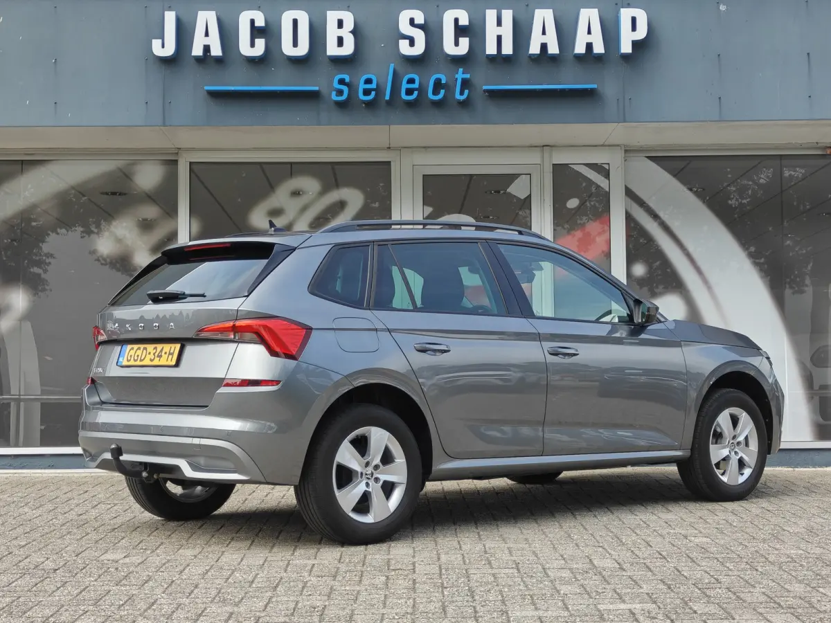 1.0 TSI Ambition / Trekhaak / Carplay / Cruise Control / DAB / 16'' /