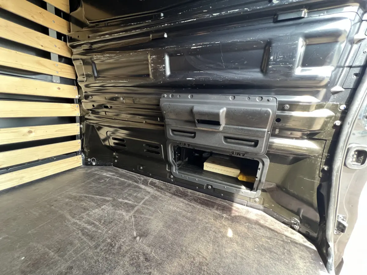 2.0 dCi 130 T30 L2H1 Work Edition