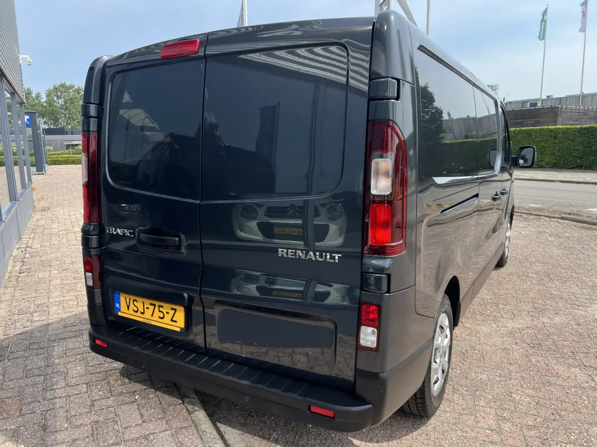 2.0 dCi 130 T30 L2H1 Work Edition