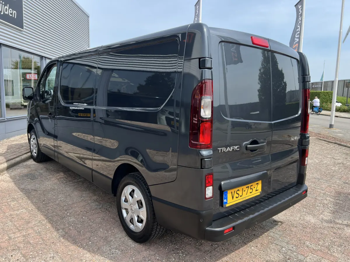 2.0 dCi 130 T30 L2H1 Work Edition