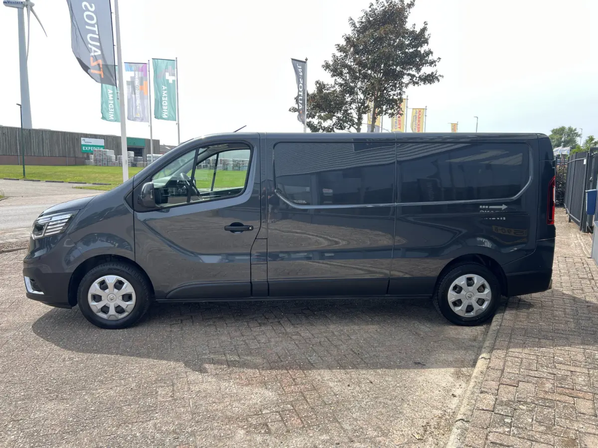 2.0 dCi 130 T30 L2H1 Work Edition