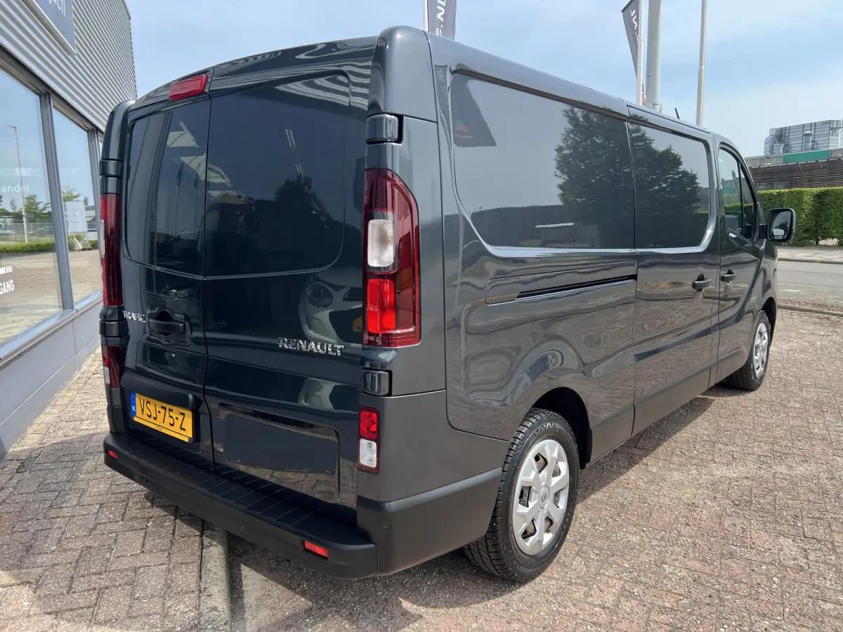 2.0 dCi 130 T30 L2H1 Work Edition