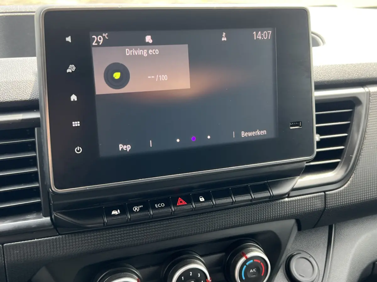 2.0 dCi 130 T30 L2H1 Work Edition