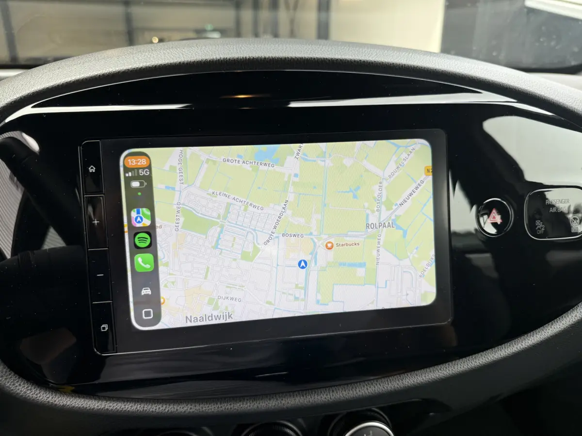 1.0 VVT-i MT Play Camera/Apple