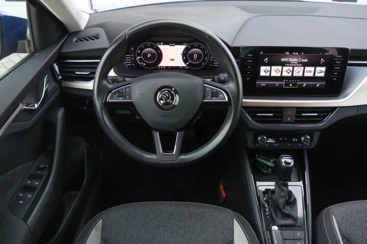 1.0 TSI 115pk DSG Business Edition | Navigatie | Smart Link | Stoelverwarming | Parkeersensoren
