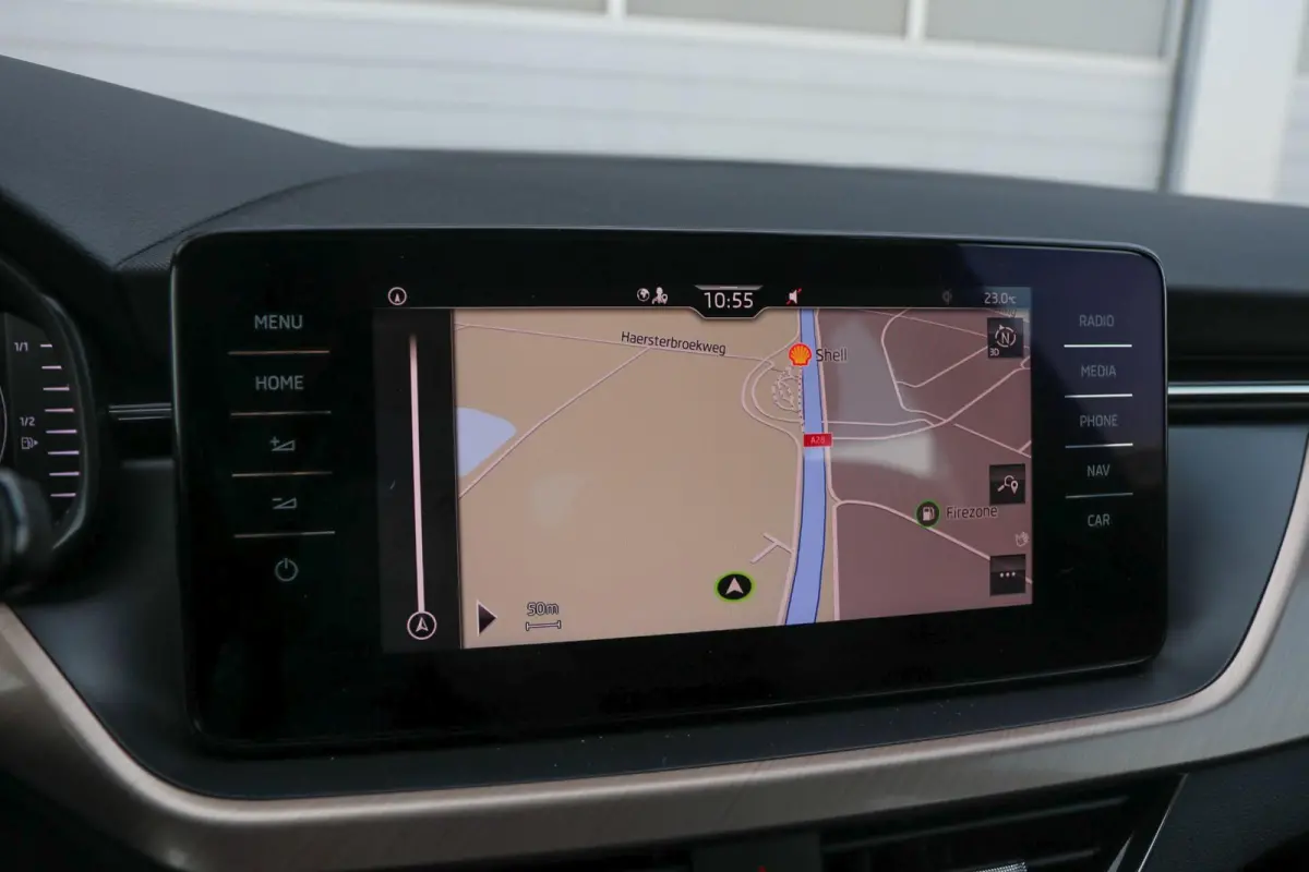 1.0 TSI 115pk DSG Business Edition | Navigatie | Smart Link | Stoelverwarming | Parkeersensoren