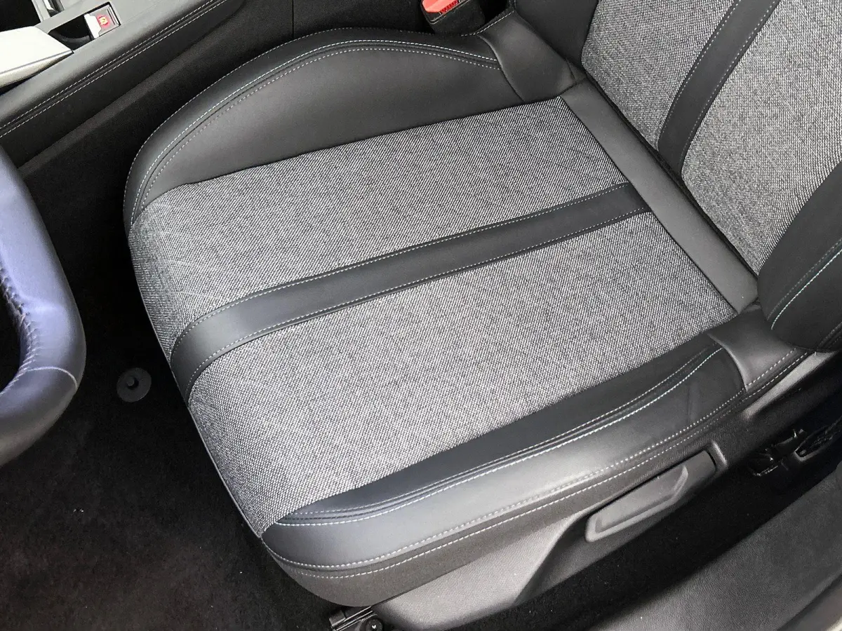 1.2 130PK Allure CAMERA | NAVI & CARPLAY | AD-CRUISE