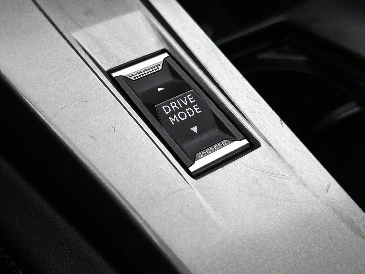 1.2 130PK Allure CAMERA | NAVI & CARPLAY | AD-CRUISE