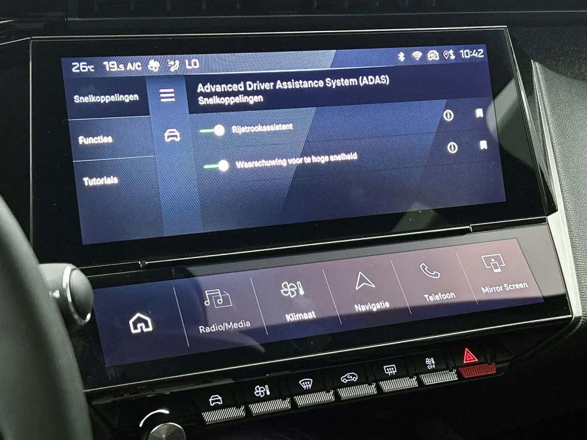 1.2 130PK Allure CAMERA | NAVI & CARPLAY | AD-CRUISE