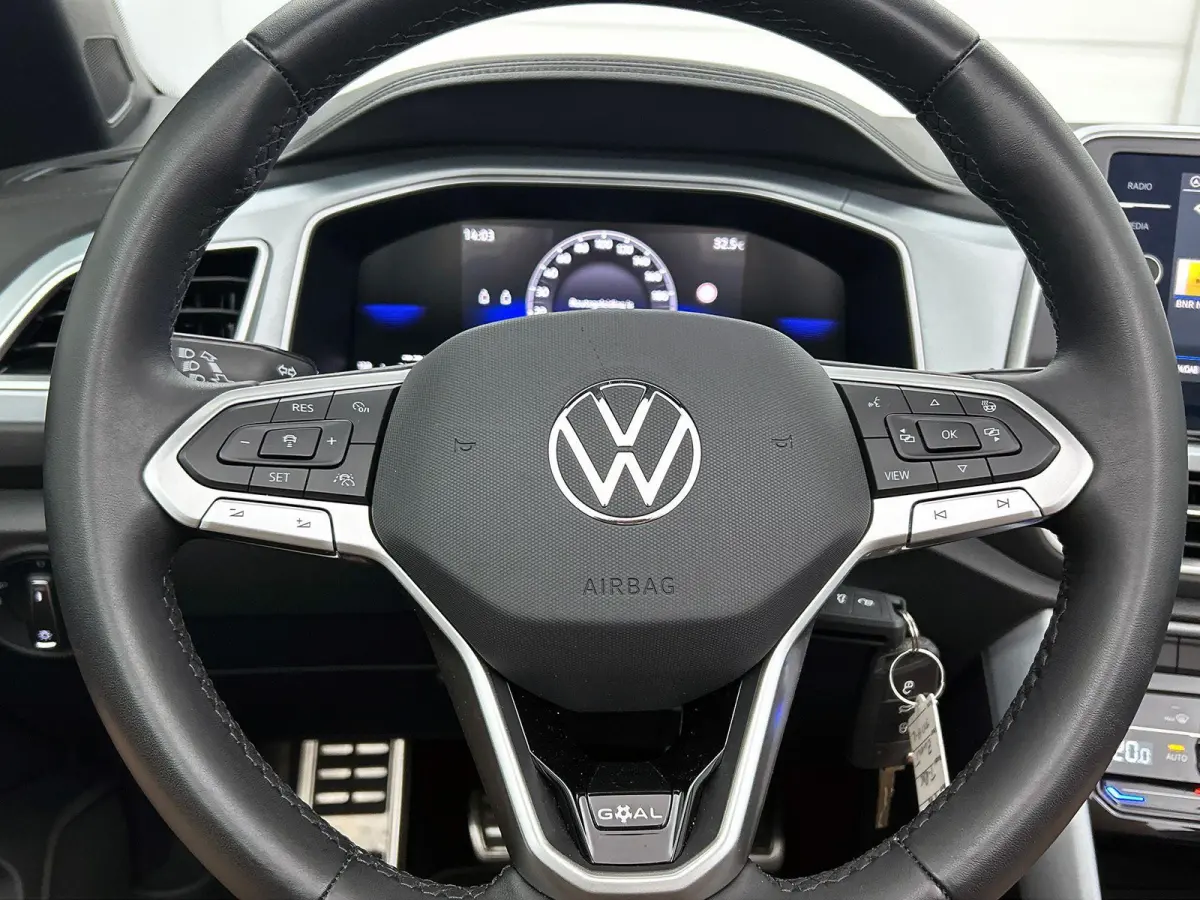 1.0 TSI Style CAMERA | IQ-LIGHT | AD-CRUISE | CARPLAY | NAVI