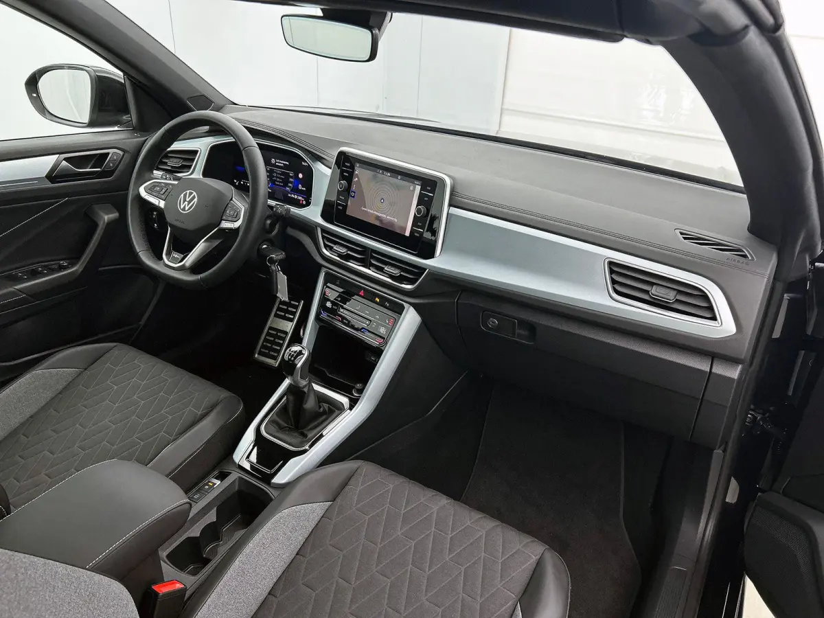 1.0 TSI Style CAMERA | IQ-LIGHT | AD-CRUISE | CARPLAY | NAVI