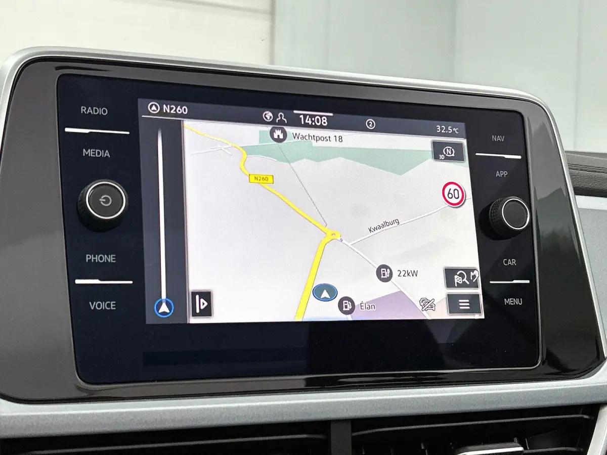1.0 TSI Style CAMERA | IQ-LIGHT | AD-CRUISE | CARPLAY | NAVI