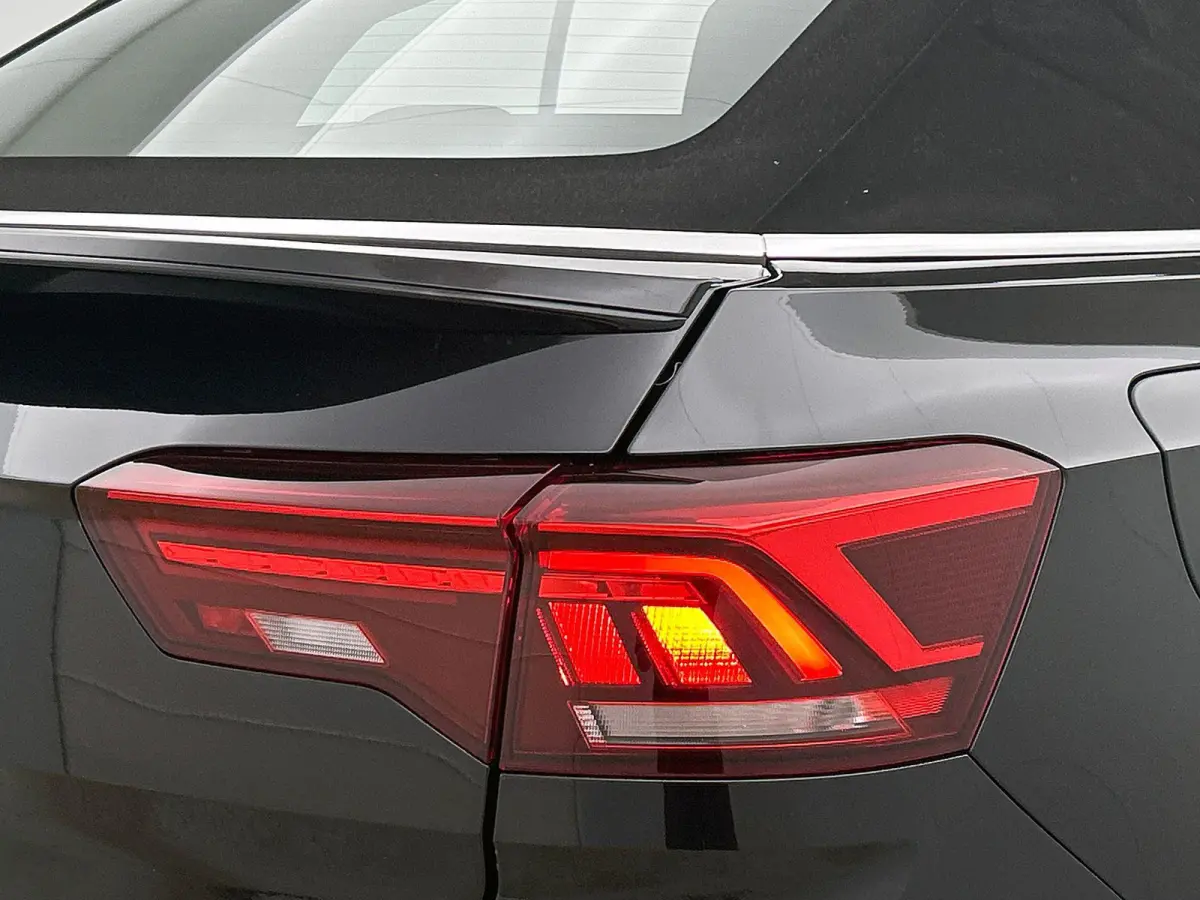 1.0 TSI Style CAMERA | IQ-LIGHT | AD-CRUISE | CARPLAY | NAVI
