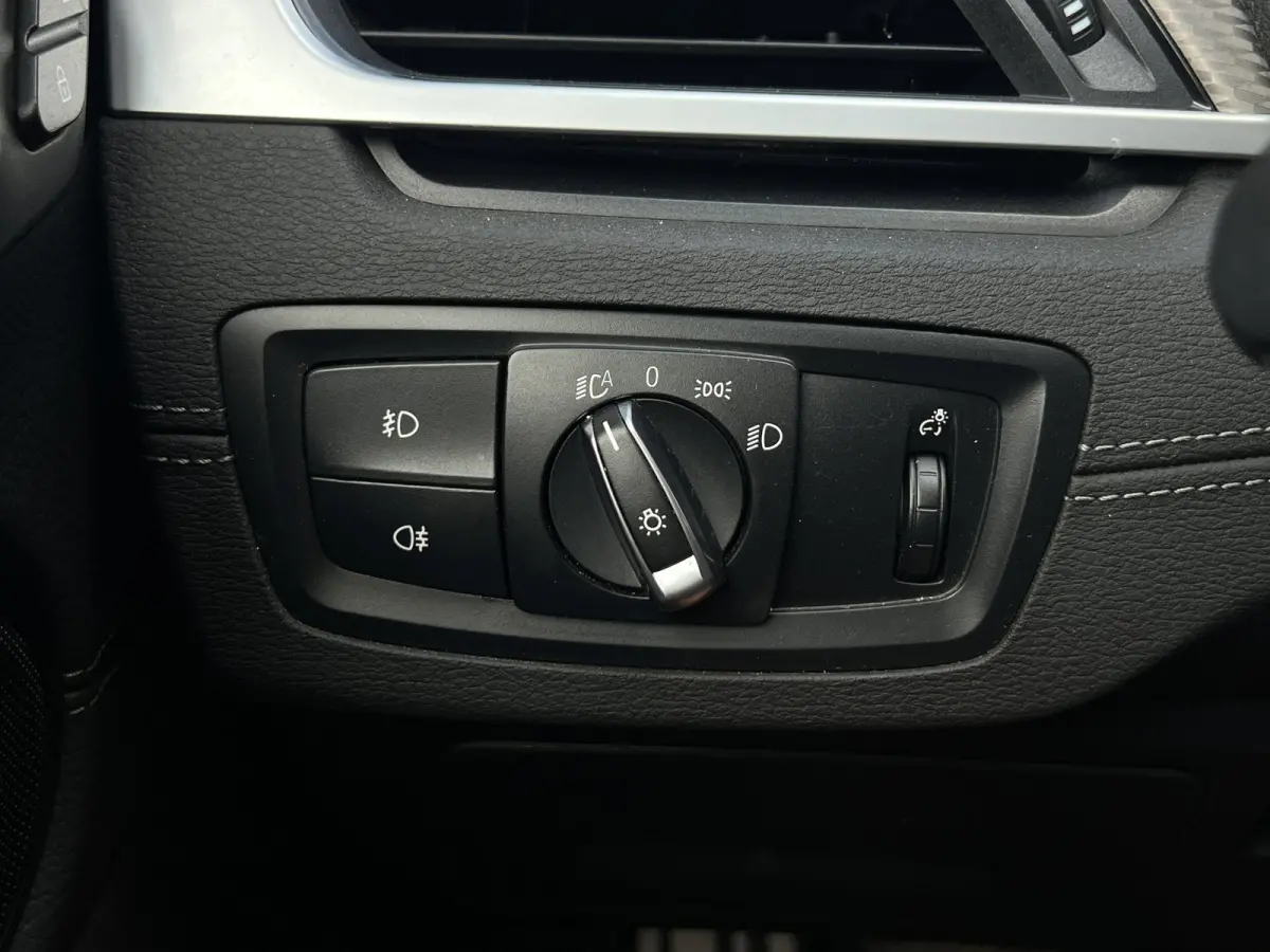 SDrive20i automaat M-pakket|Pano|Leer|Leer|Navi|PDC