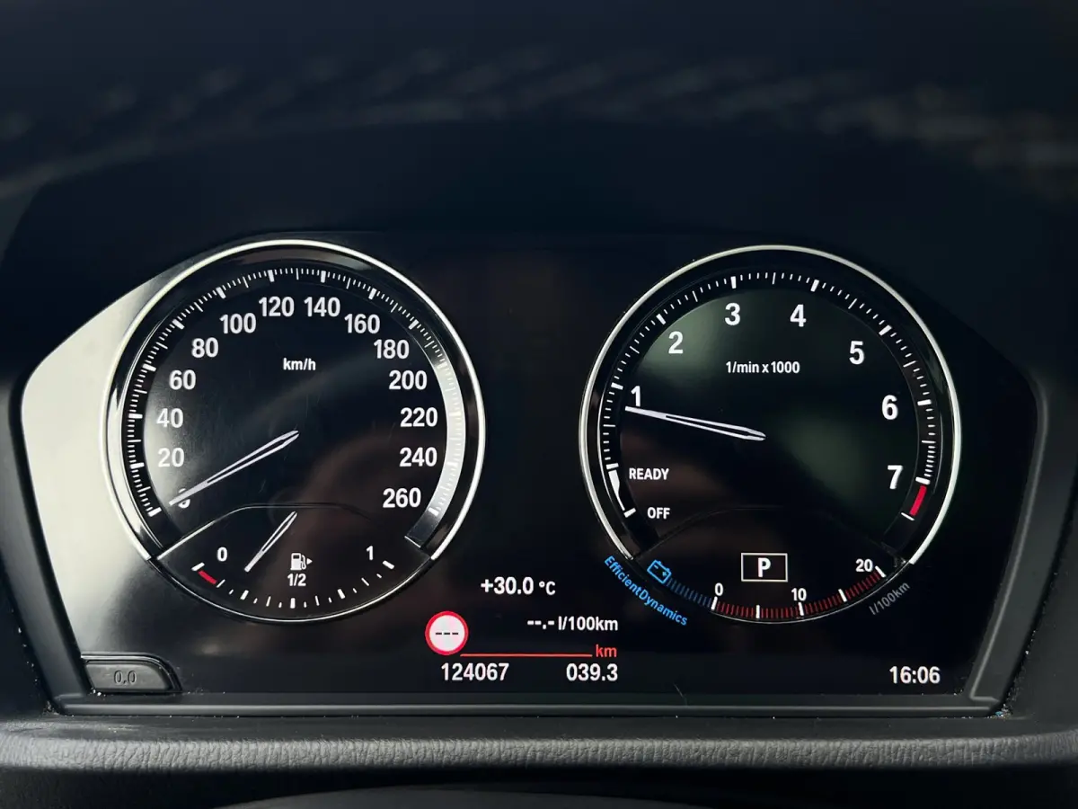 SDrive20i automaat M-pakket|Pano|Leer|Leer|Navi|PDC