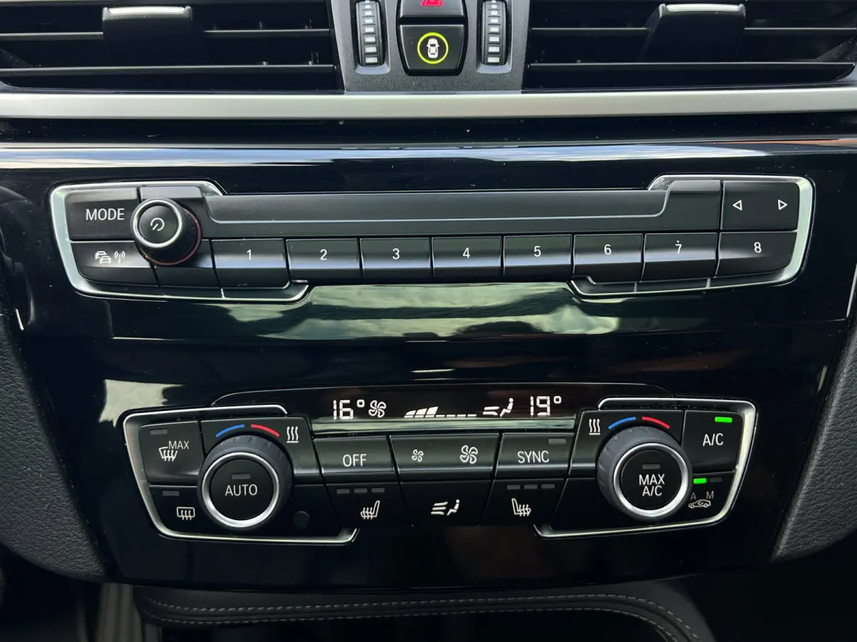 SDrive20i automaat M-pakket|Pano|Leer|Leer|Navi|PDC