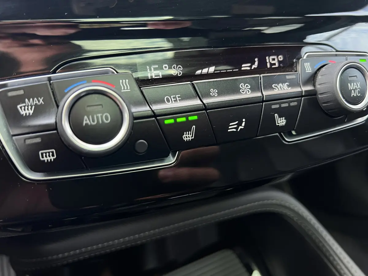 SDrive20i automaat M-pakket|Pano|Leer|Leer|Navi|PDC