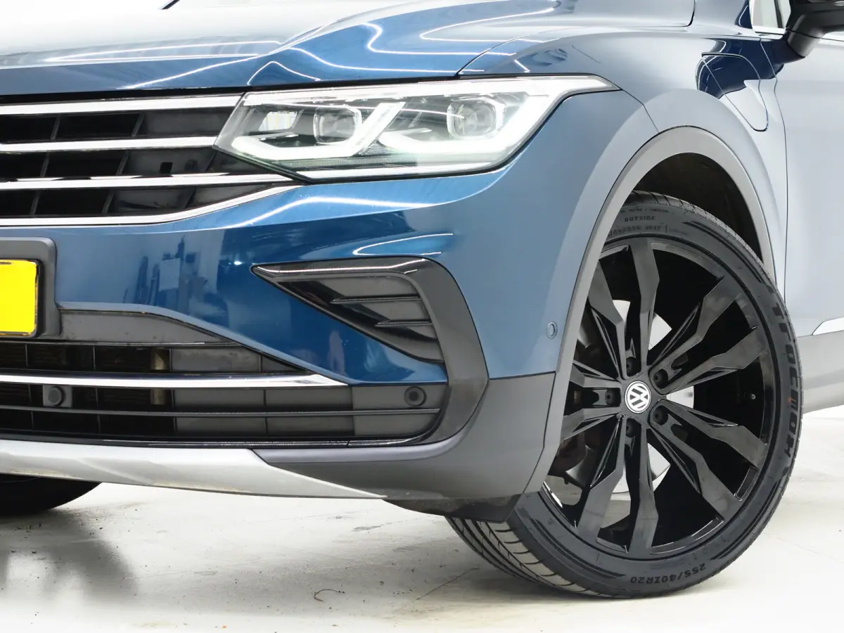 1.4 TSI eHybrid Elegance | Panoramadak | Trekhaak | Massage | 360 | Sfeerlicht | Dodehoek | Matrix | Carplay