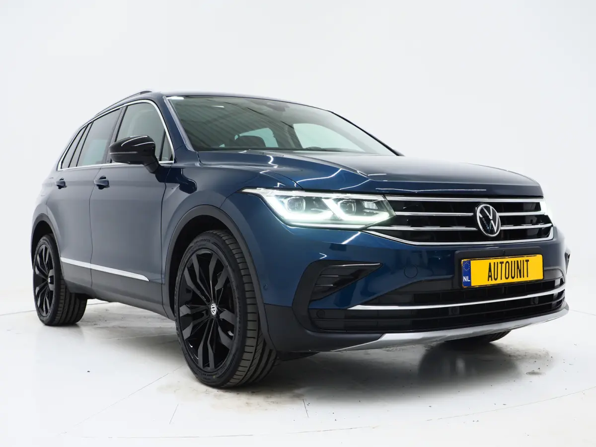 1.4 TSI eHybrid Elegance | Panoramadak | Trekhaak | Massage | 360 | Sfeerlicht | Dodehoek | Matrix | Carplay