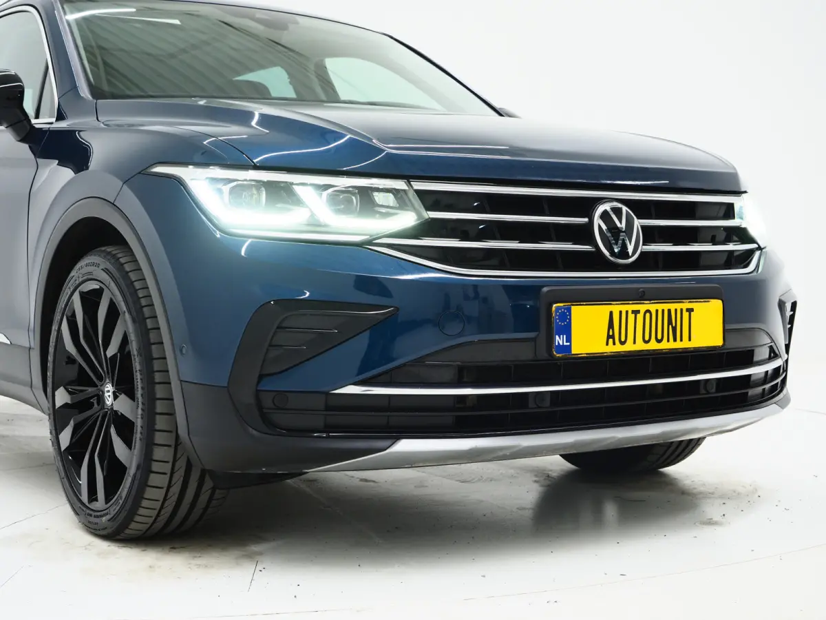 1.4 TSI eHybrid Elegance | Panoramadak | Trekhaak | Massage | 360 | Sfeerlicht | Dodehoek | Matrix | Carplay