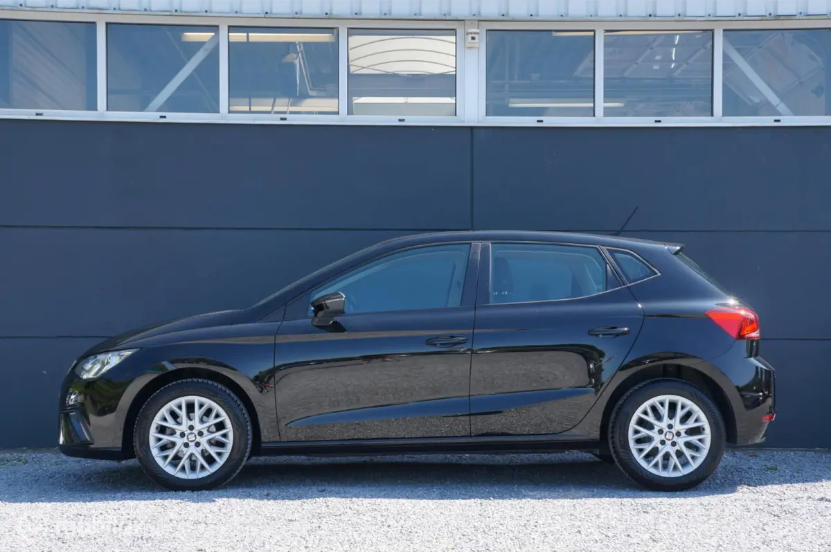 1.0 TSI Style BNS Intense Navi Apple/Android PDC!