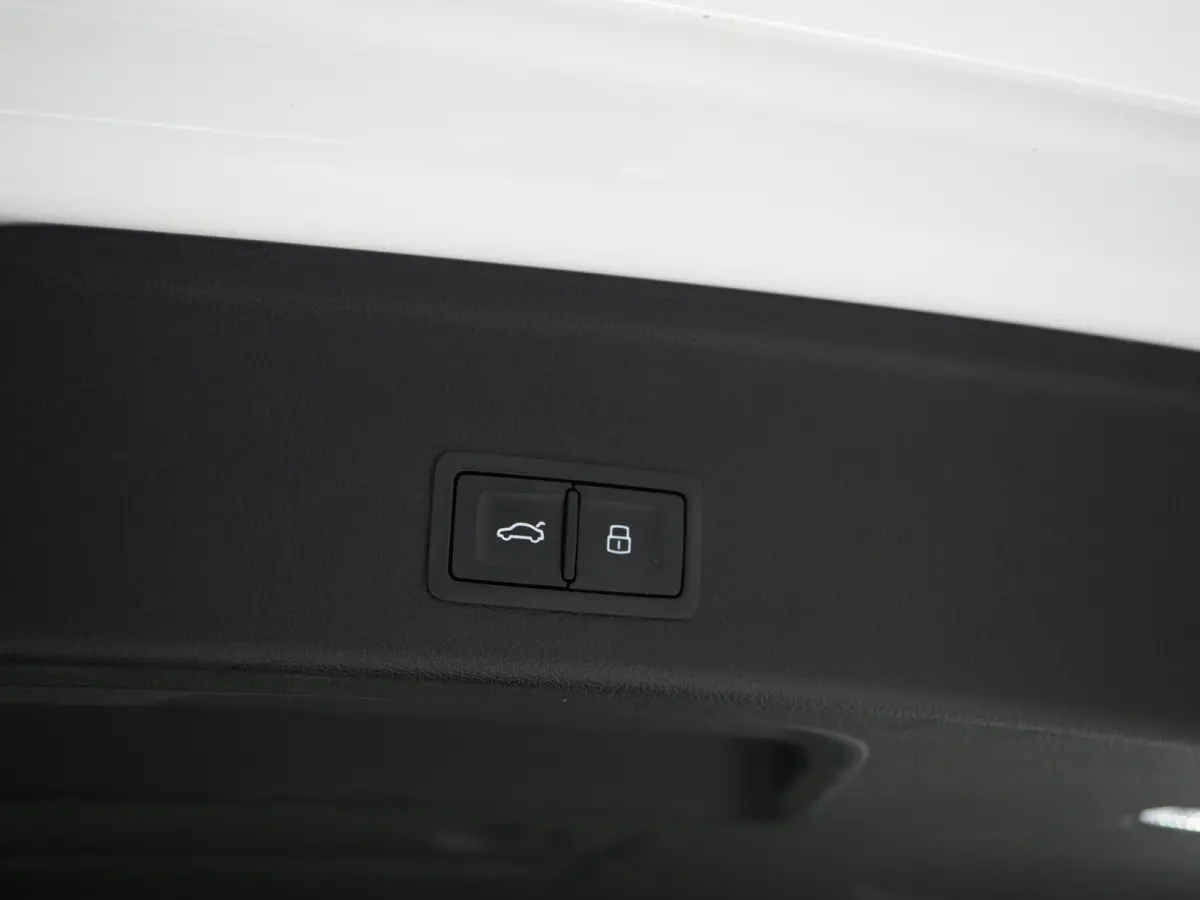 45 TFSI quattro Hybrid | Sportstoelen | Keyless | Virtual | Stoelverwarming | Climate | Cruise | PDC