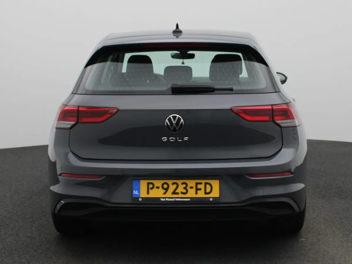 1.5 TSI Life 131 PK | Stoelverwarming | Stuurwielverwarming | Parkeersensoren | Apple CarPlay | Android auto | Adaptive Cruise Control | Climate Control | Digital cockpit | LED | 16'' lichtm