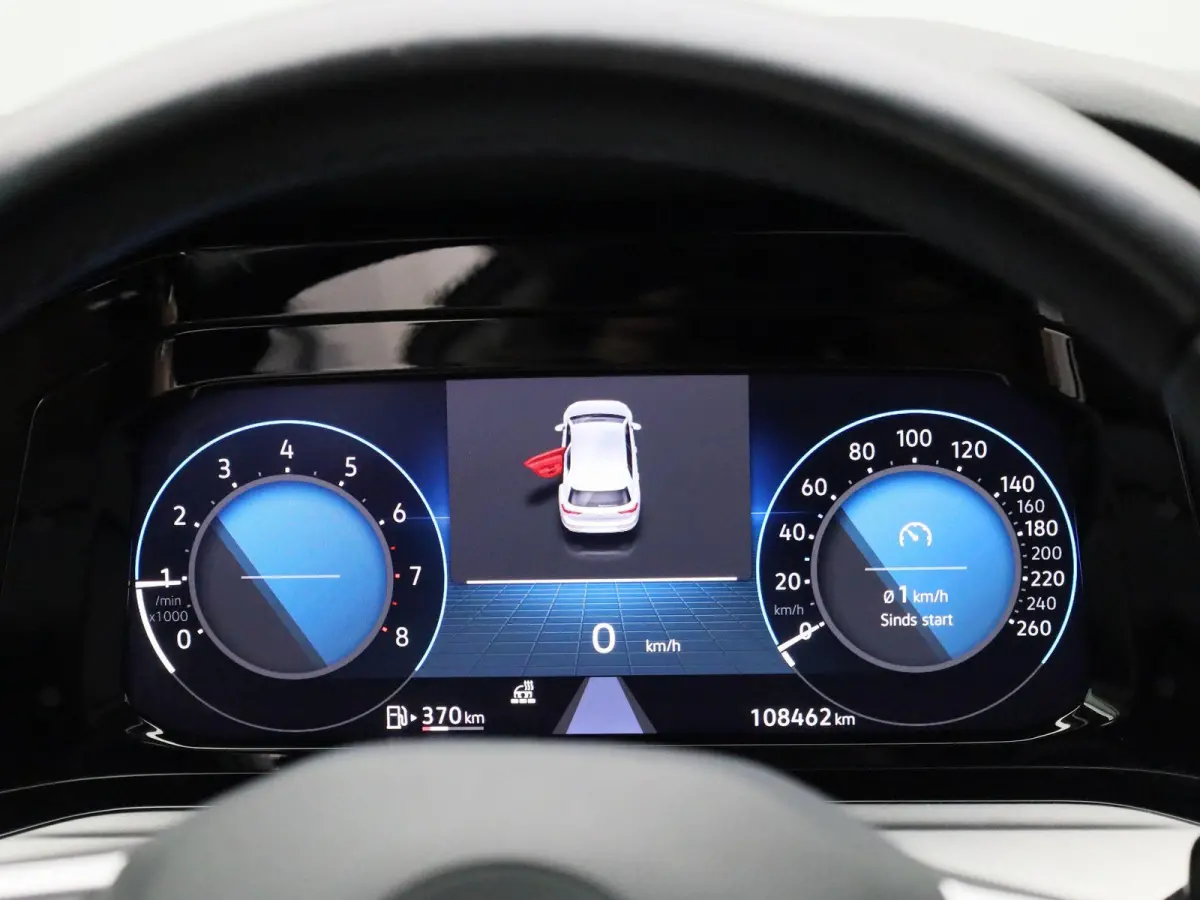 1.5 TSI Life 131 PK | Stoelverwarming | Stuurwielverwarming | Parkeersensoren | Apple CarPlay | Android auto | Adaptive Cruise Control | Climate Control | Digital cockpit | LED | 16'' lichtm