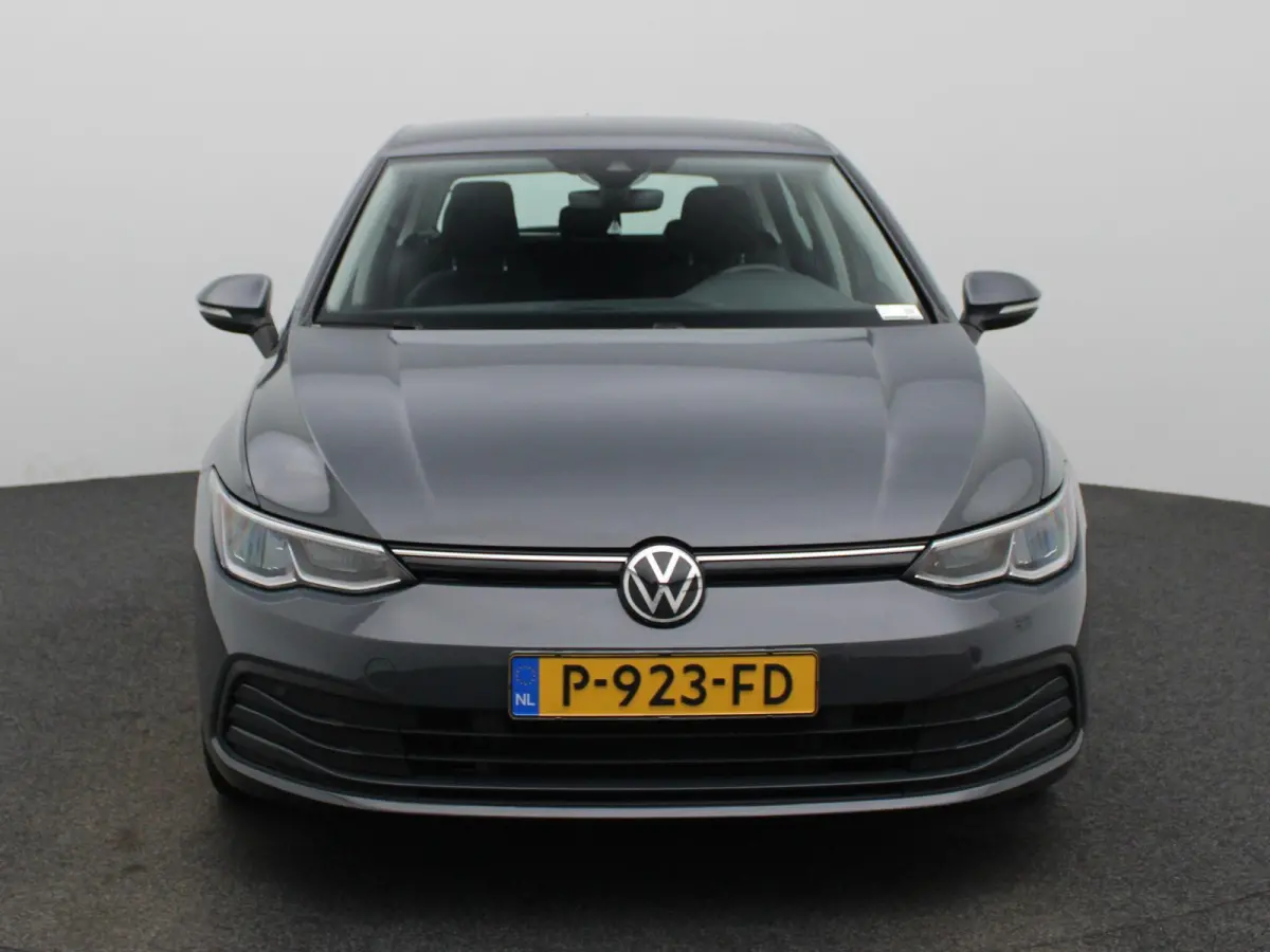 1.5 TSI Life 131 PK | Stoelverwarming | Stuurwielverwarming | Parkeersensoren | Apple CarPlay | Android auto | Adaptive Cruise Control | Climate Control | Digital cockpit | LED | 16'' lichtm