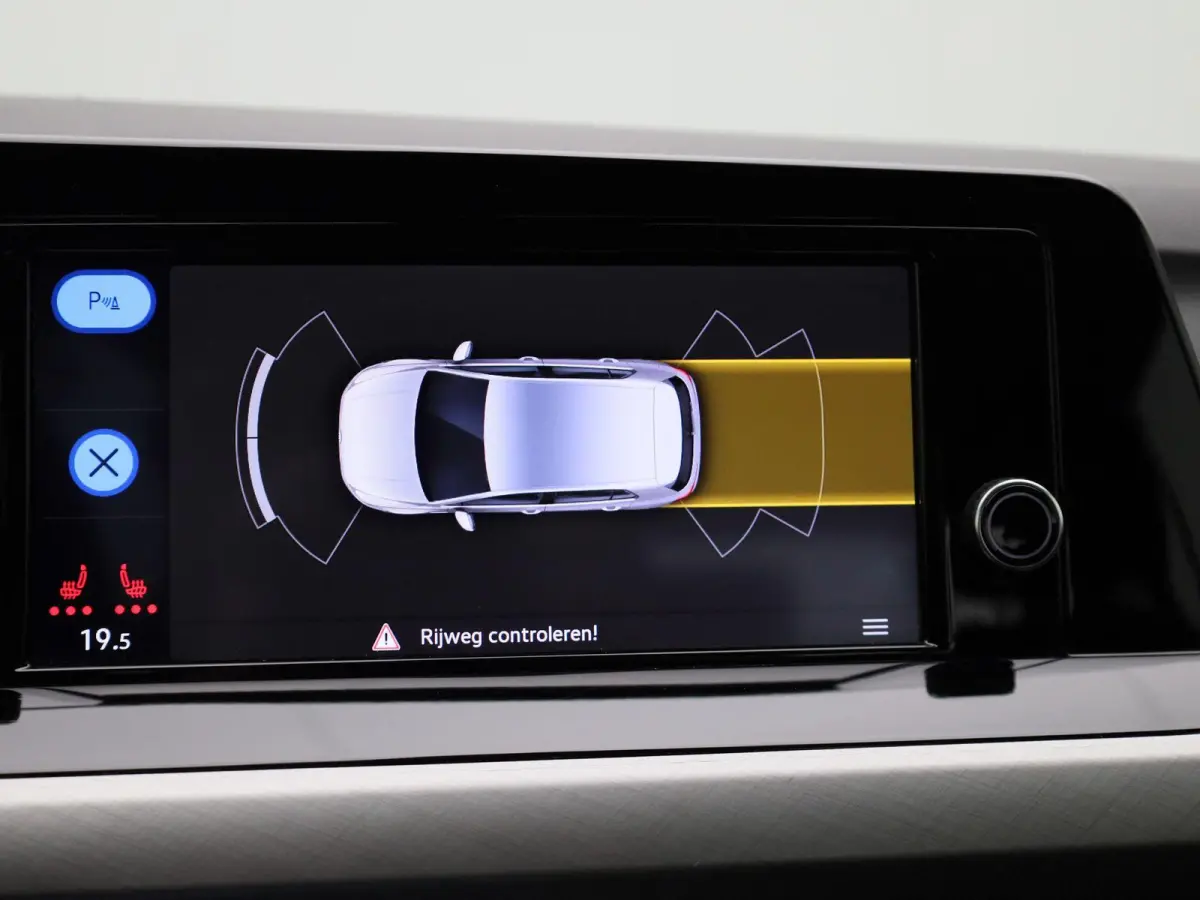 1.5 TSI Life 131 PK | Stoelverwarming | Stuurwielverwarming | Parkeersensoren | Apple CarPlay | Android auto | Adaptive Cruise Control | Climate Control | Digital cockpit | LED | 16'' lichtm