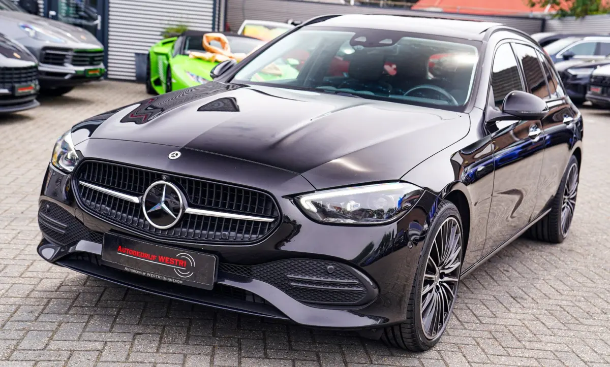 300 e Luxury Line | Head Up Display | Stoelverkoeling | Panorama dak | Memory | Elek Trekhaak