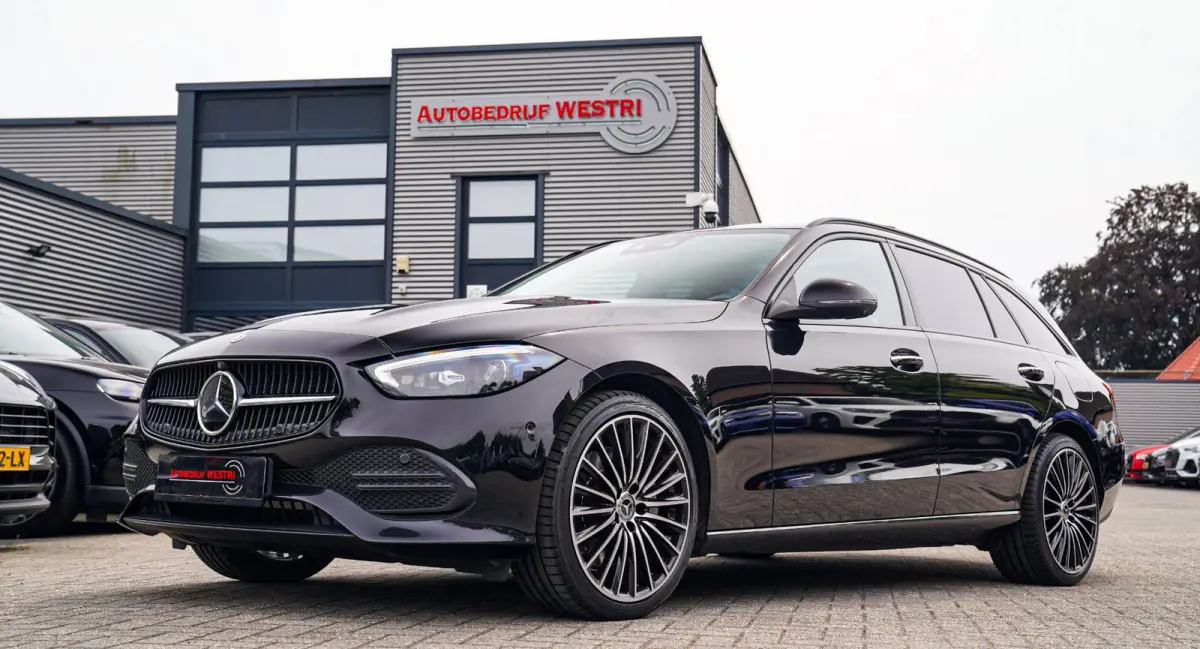 300 e Luxury Line | Head Up Display | Stoelverkoeling | Panorama dak | Memory | Elek Trekhaak