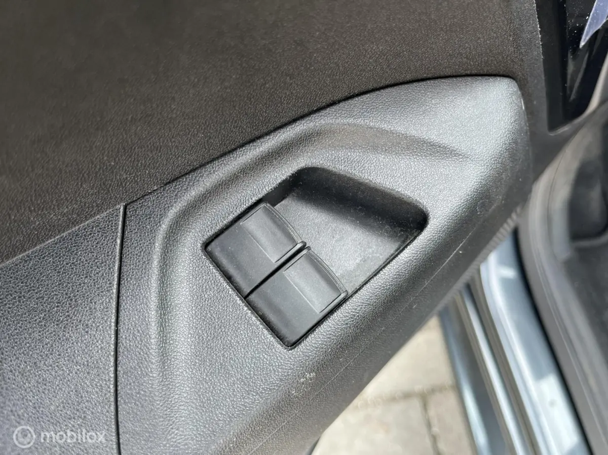 1.0 e-VTi Blue Lease Executive|Airco|Camera|Carplay