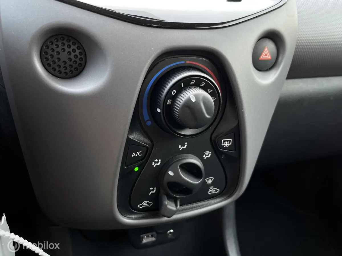 1.0 e-VTi Blue Lease Executive|Airco|Camera|Carplay