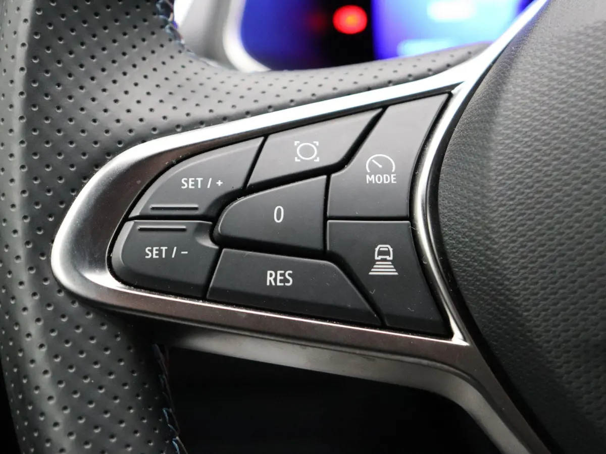 E-Tech full hybrid 145pk esprit Alpine | 19" LMV | Stuurverwarming | Adaptive cruise control | Apple carplay |