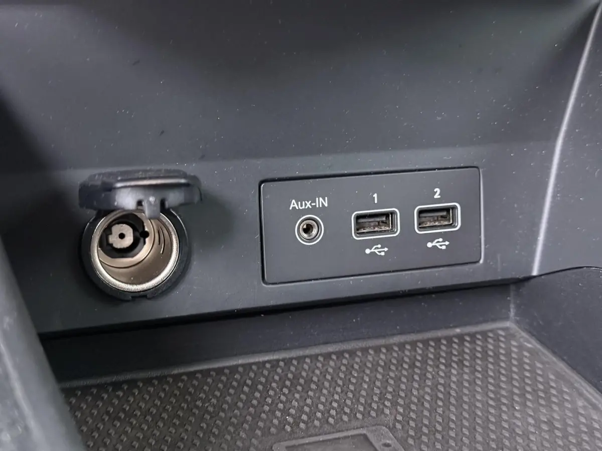 TCe 130 GPF Edition One | BOSE Audio | Parkeercamera | Navigatie |
