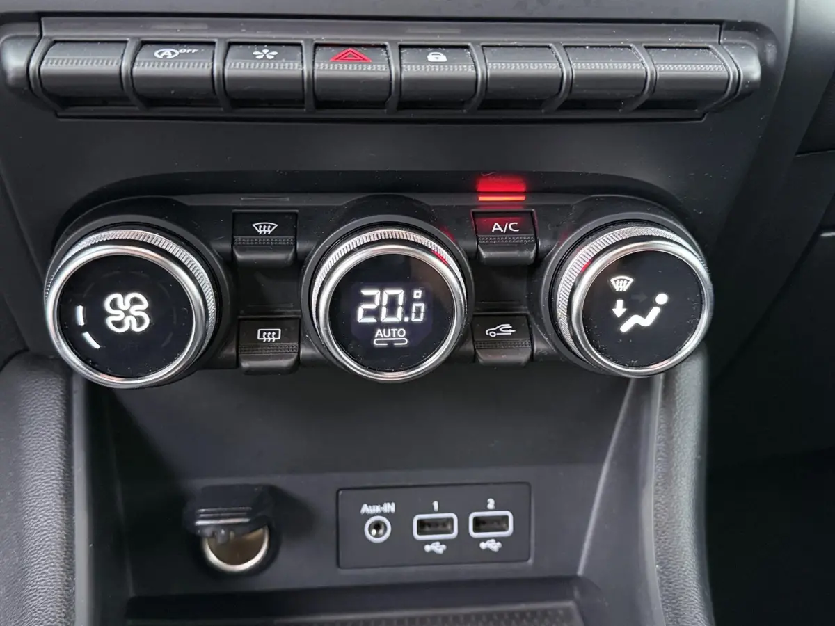 TCe 130 GPF Edition One | BOSE Audio | Parkeercamera | Navigatie |