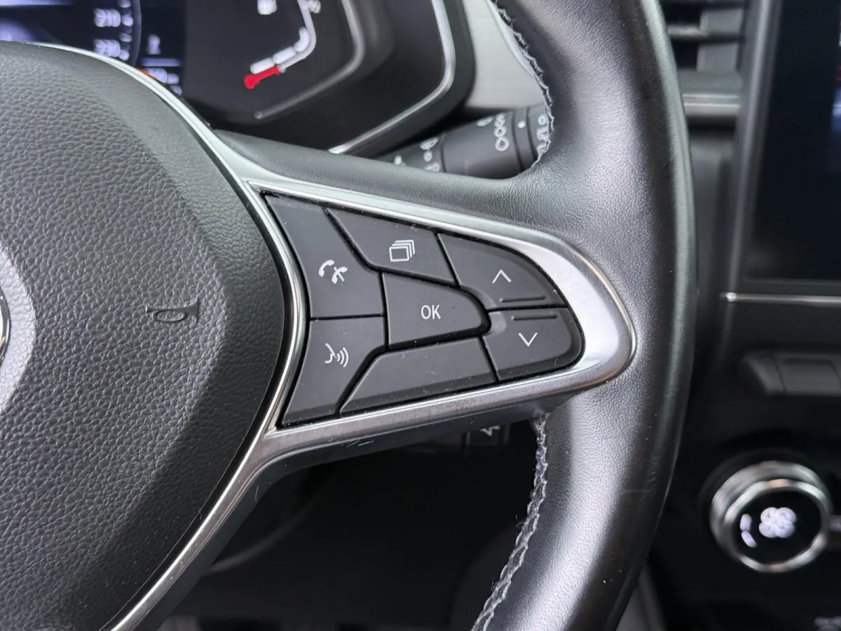 TCe 130 GPF Edition One | BOSE Audio | Parkeercamera | Navigatie |