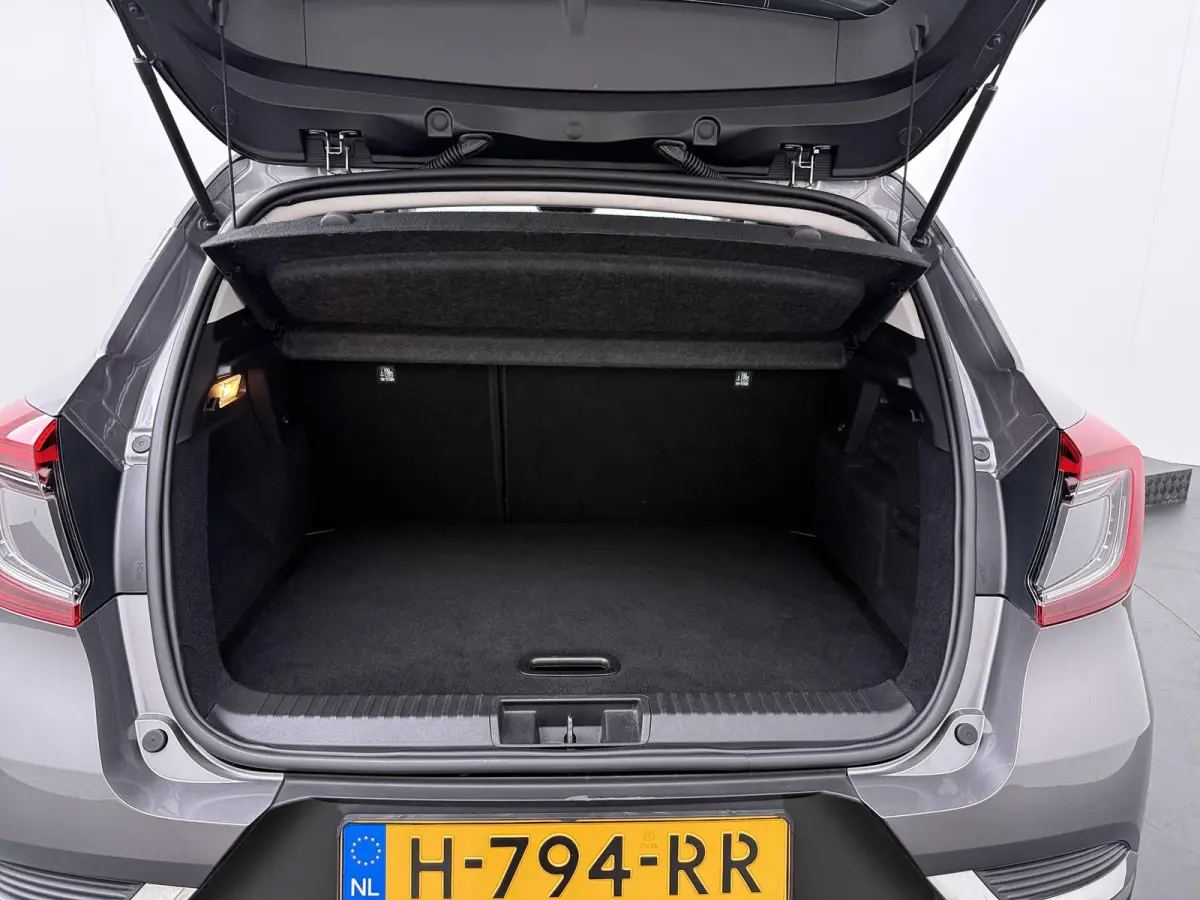 TCe 130 GPF Edition One | BOSE Audio | Parkeercamera | Navigatie |