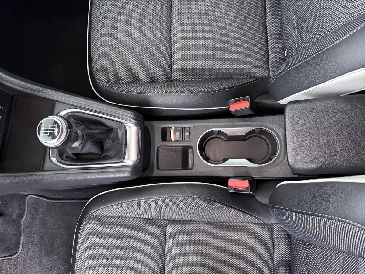 TCe 130 GPF Edition One | BOSE Audio | Parkeercamera | Navigatie |