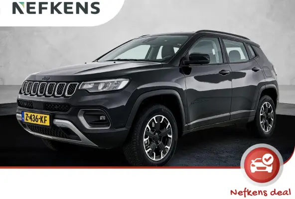4xe 240 Plug-in Hybrid Overland