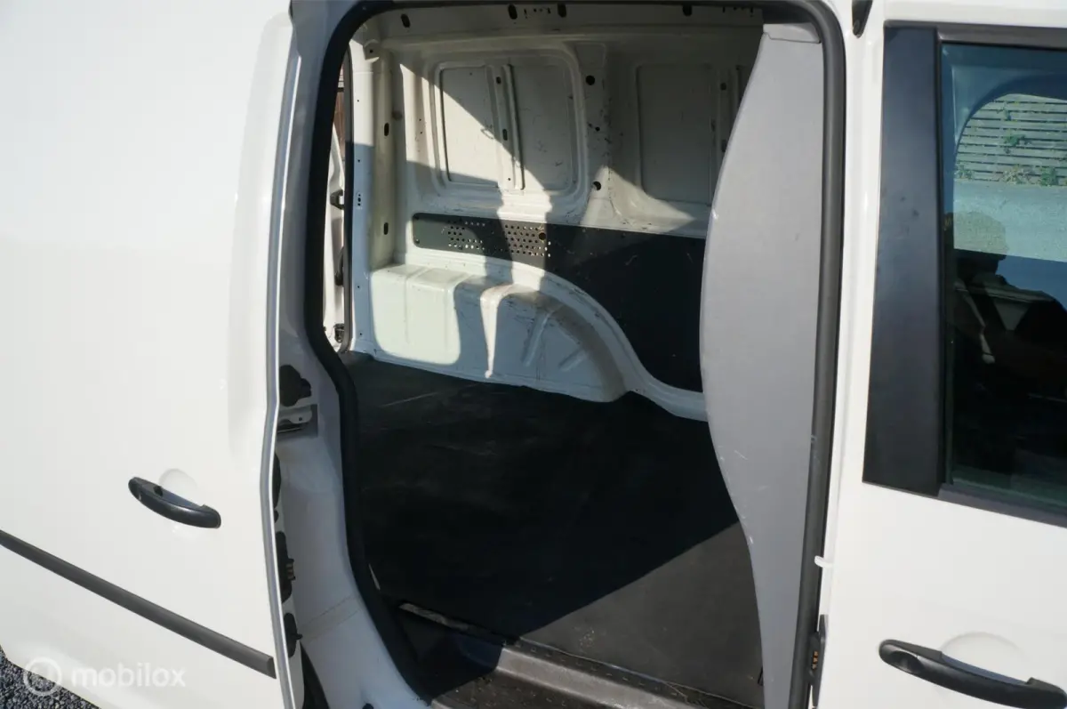 Bestel 2.0 TDI L1H1 Comfortline Navi S Line
