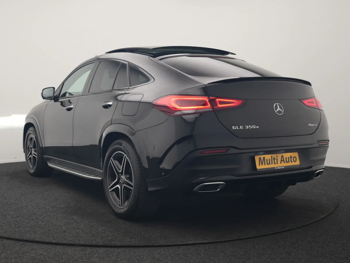 350 e 4MATIC AMG Line PHEV 333pk Dealer O.H. | Luchtvering | Panodak | Adaptive Cruise | Head Up | 360 Camera | Burmester Audio | Lederen Sportstoelen Verwarmd | Multibeam LED | Sfeerverlich