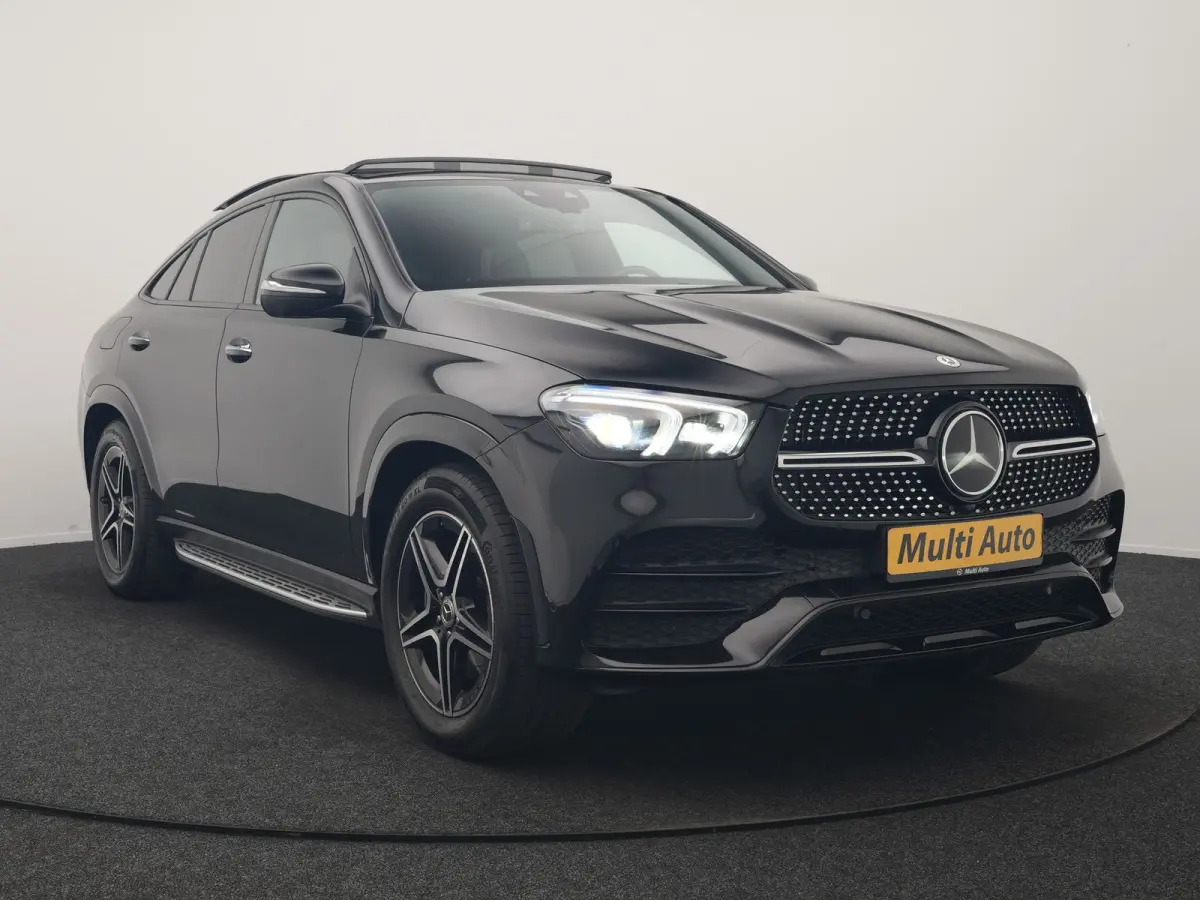 350 e 4MATIC AMG Line PHEV 333pk Dealer O.H. | Luchtvering | Panodak | Adaptive Cruise | Head Up | 360 Camera | Burmester Audio | Lederen Sportstoelen Verwarmd | Multibeam LED | Sfeerverlich