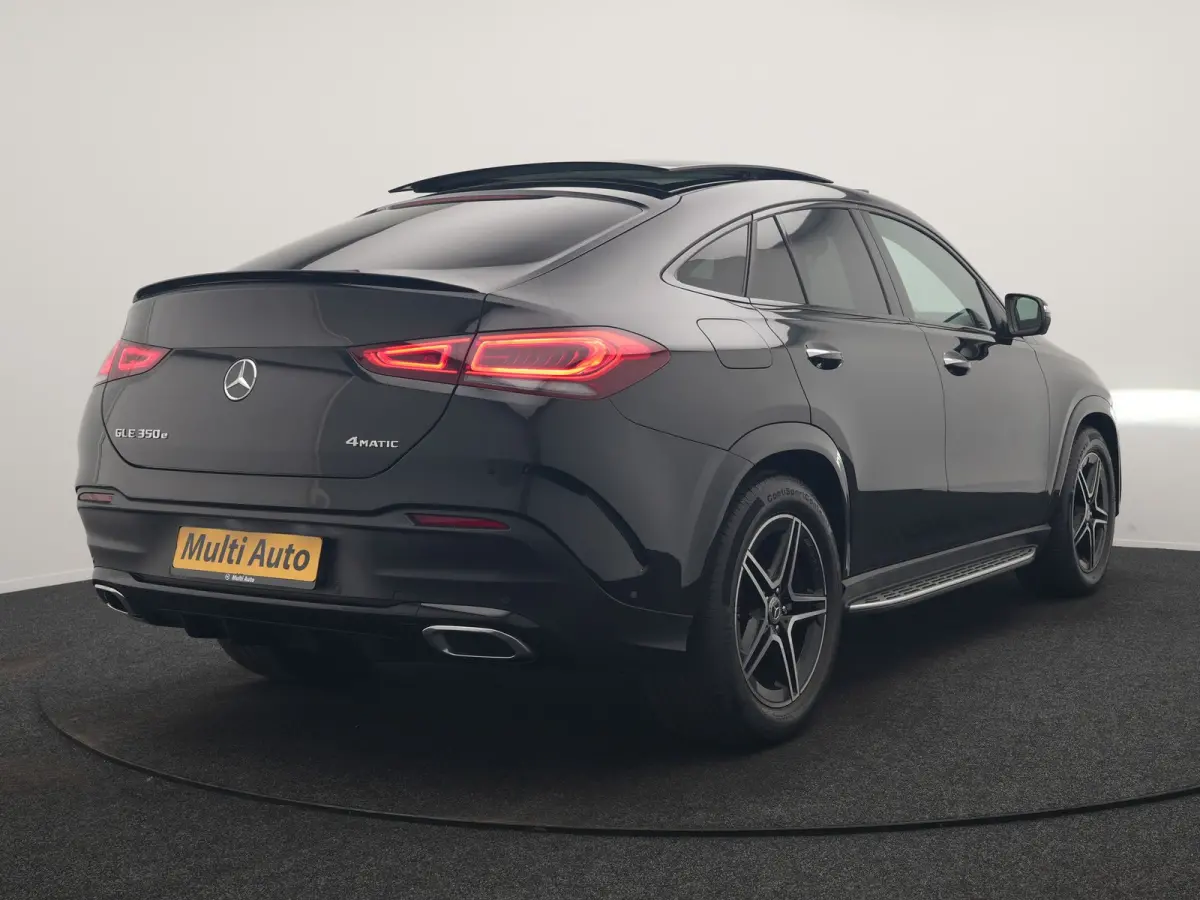350 e 4MATIC AMG Line PHEV 333pk Dealer O.H. | Luchtvering | Panodak | Adaptive Cruise | Head Up | 360 Camera | Burmester Audio | Lederen Sportstoelen Verwarmd | Multibeam LED | Sfeerverlich