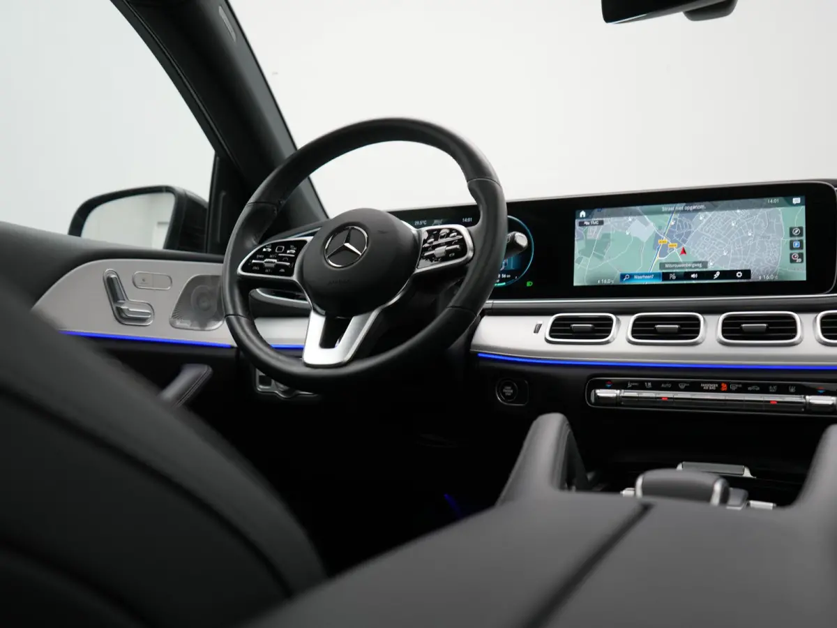 350 e 4MATIC AMG Line PHEV 333pk Dealer O.H. | Luchtvering | Panodak | Adaptive Cruise | Head Up | 360 Camera | Burmester Audio | Lederen Sportstoelen Verwarmd | Multibeam LED | Sfeerverlich