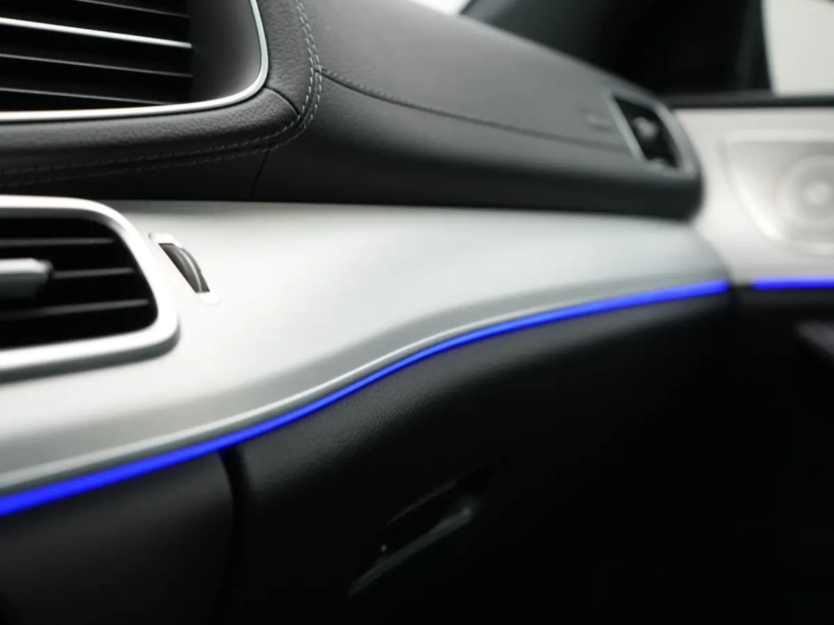 350 e 4MATIC AMG Line PHEV 333pk Dealer O.H. | Luchtvering | Panodak | Adaptive Cruise | Head Up | 360 Camera | Burmester Audio | Lederen Sportstoelen Verwarmd | Multibeam LED | Sfeerverlich