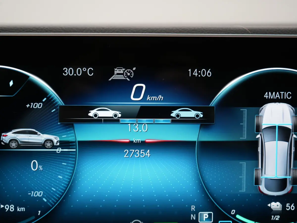 350 e 4MATIC AMG Line PHEV 333pk Dealer O.H. | Luchtvering | Panodak | Adaptive Cruise | Head Up | 360 Camera | Burmester Audio | Lederen Sportstoelen Verwarmd | Multibeam LED | Sfeerverlich