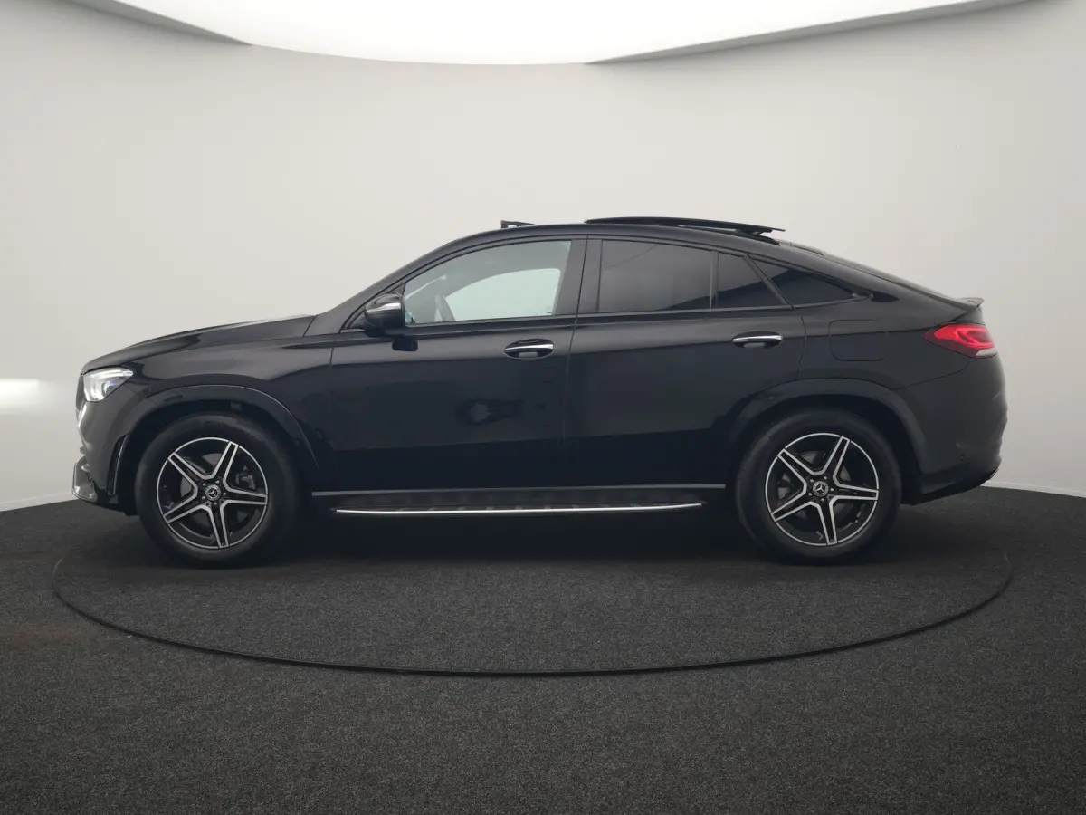 350 e 4MATIC AMG Line PHEV 333pk Dealer O.H. | Luchtvering | Panodak | Adaptive Cruise | Head Up | 360 Camera | Burmester Audio | Lederen Sportstoelen Verwarmd | Multibeam LED | Sfeerverlich