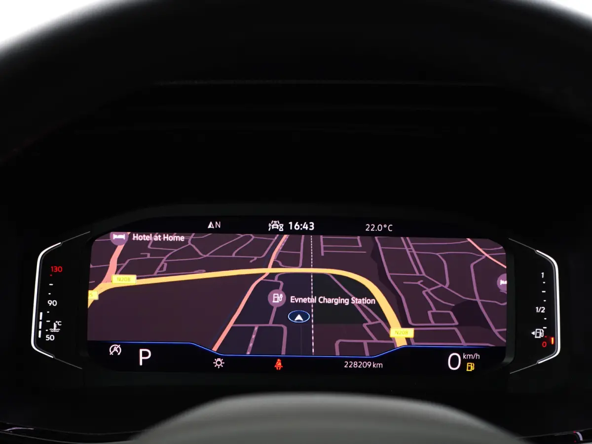 2.0 TDI Euro 6 L2 Bulli Aut- Dubbele Cabine, 5/6 Pers, Virtual Cockpit, Xenon Led, Bearlock, Carplay